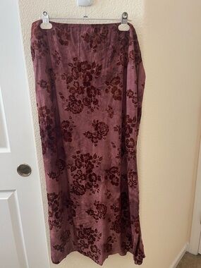 Cider Mauve Floral Burnout Velvet Maxi Skirt